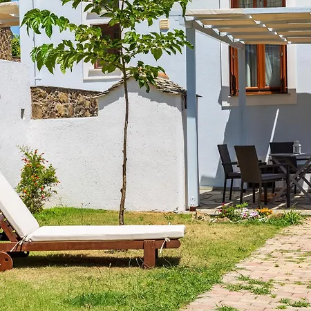 O Stolios * Skopelos Town