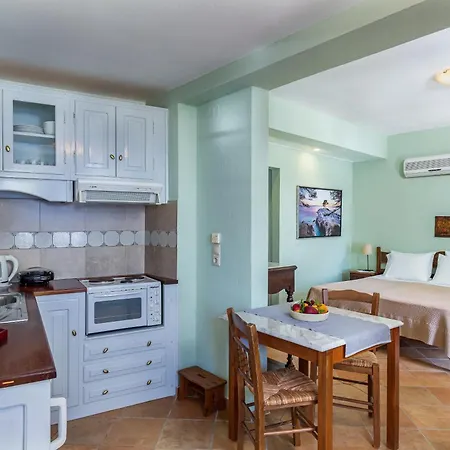 Stolios スコペロス